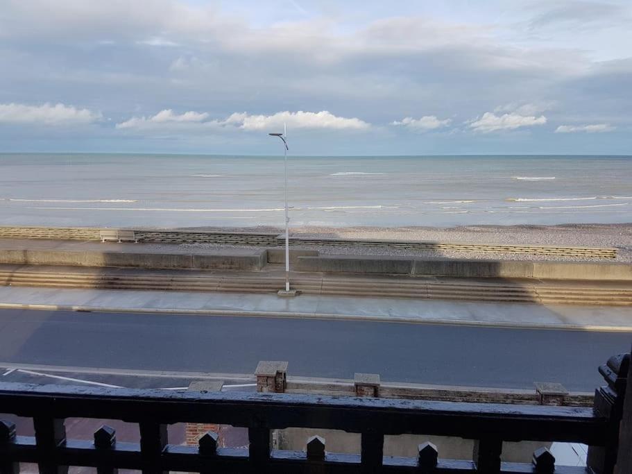 Vue Sur Mer " Villa Des Mouettes " Les Pieds Dans L Eau Veulettes-sur-Mer Exterior foto